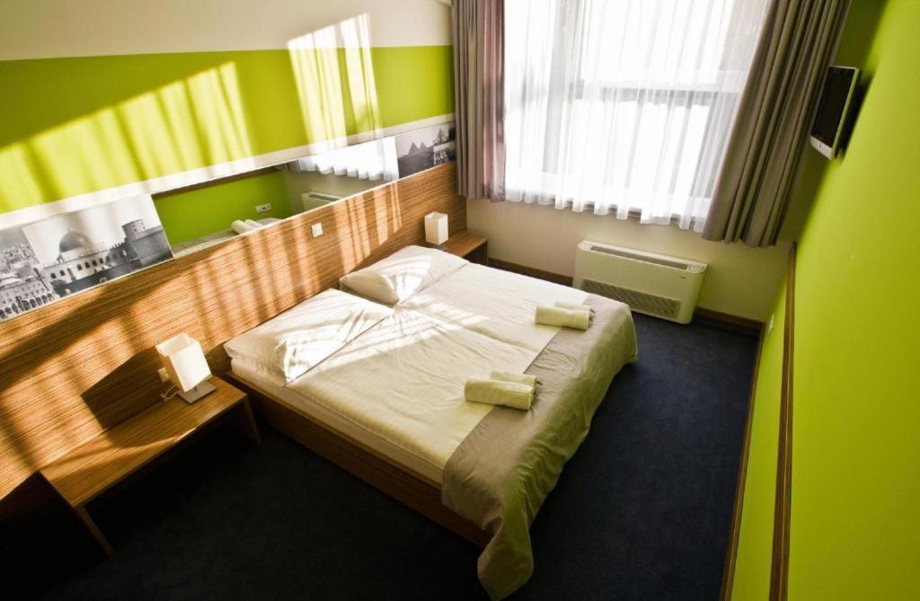 Hotelik Košice Esterno foto