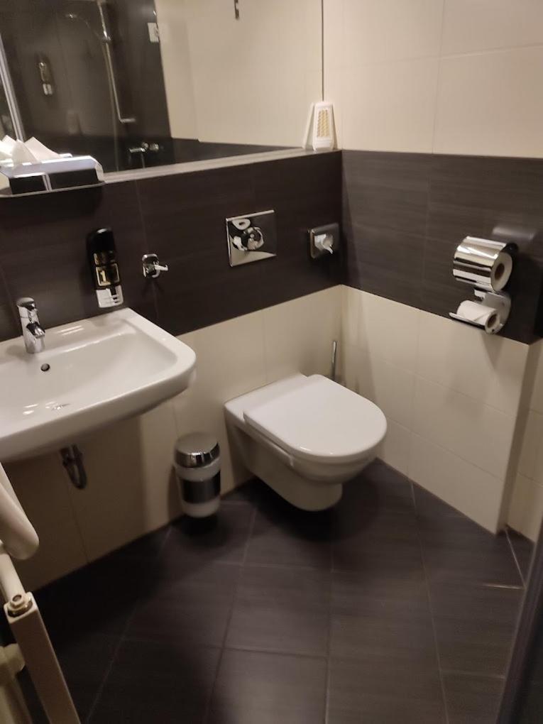 Hotelik Košice Esterno foto