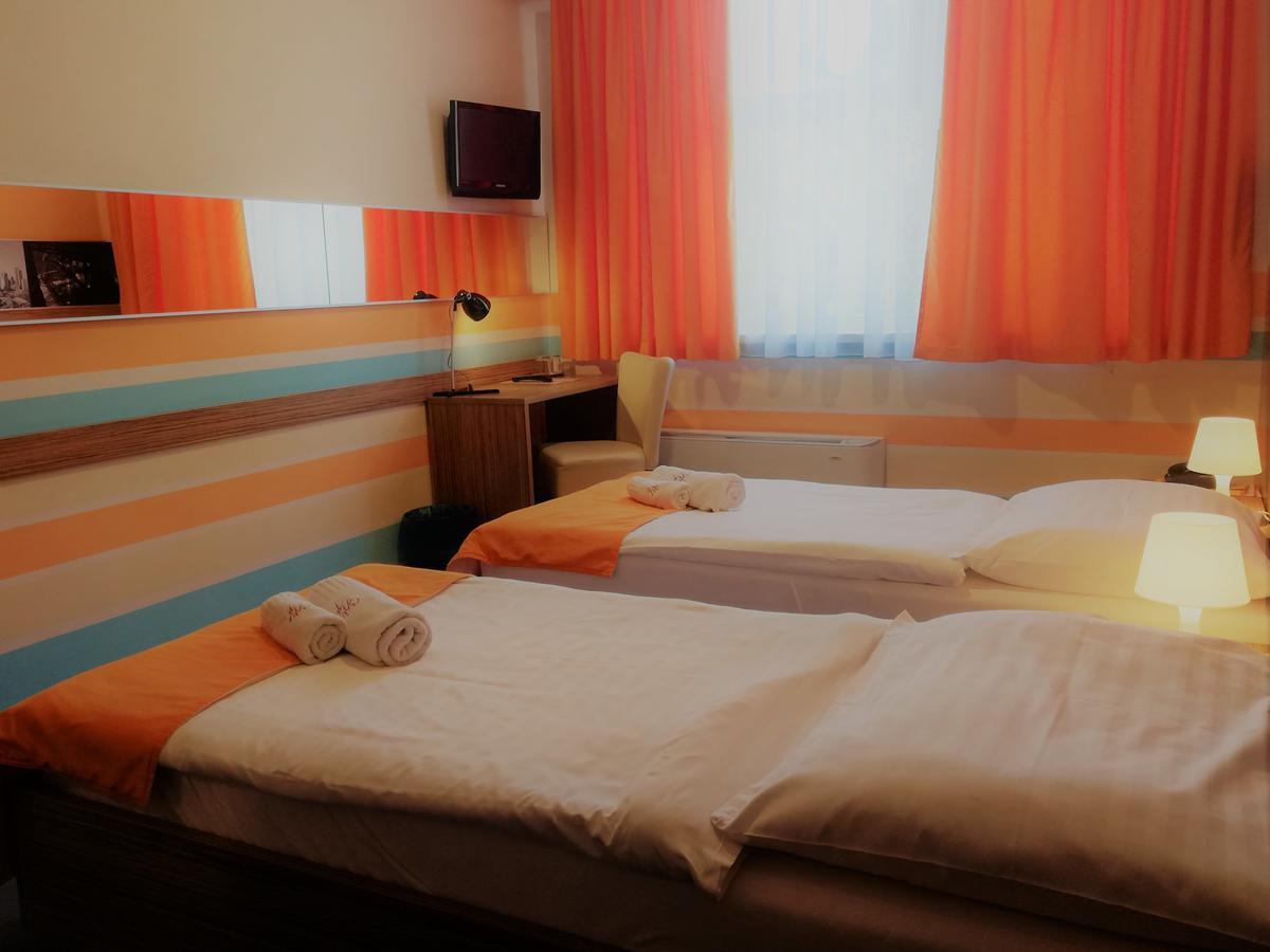 Hotelik Košice Esterno foto